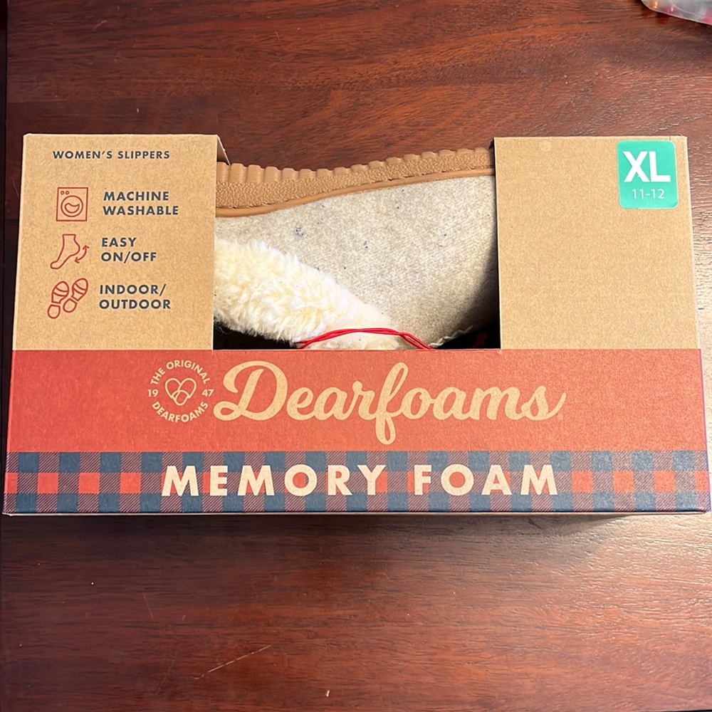 Dearfoam women’s slippers